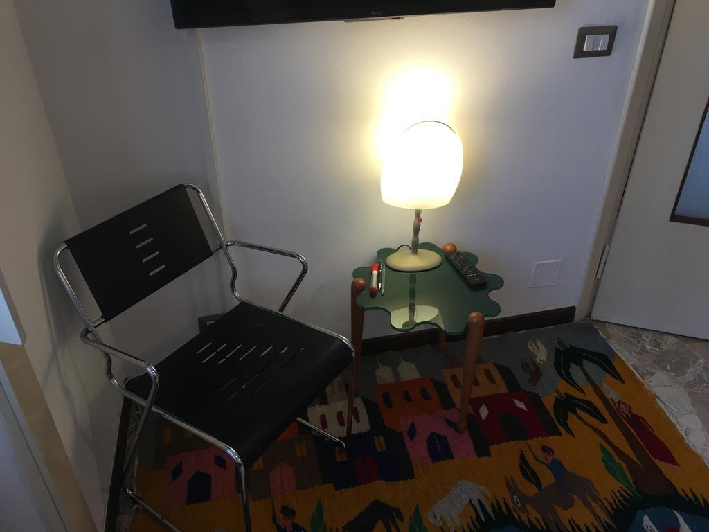 Mauro'S Studio Apartment Milan Exterior photo